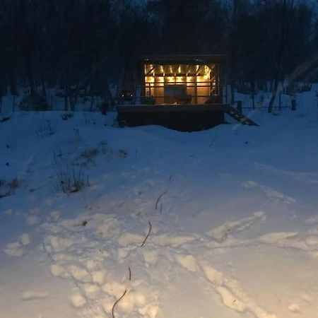 Trivelig Fritidshus Pa Arnes, Senja Straumstad Exteriér fotografie
