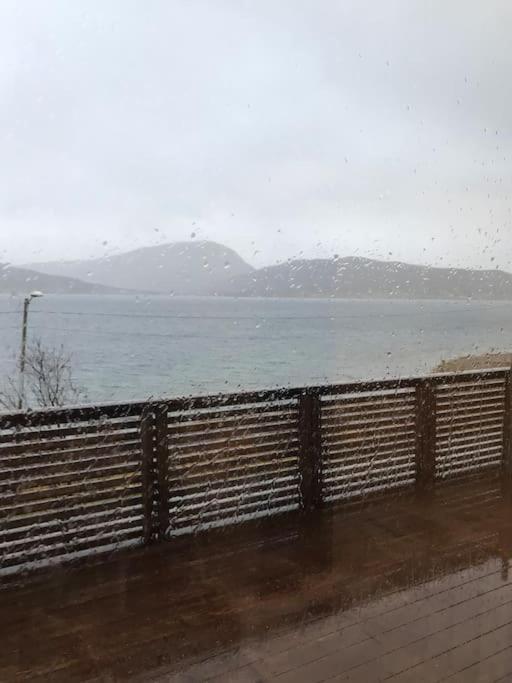 Trivelig Fritidshus Pa Arnes, Senja Straumstad Exteriér fotografie